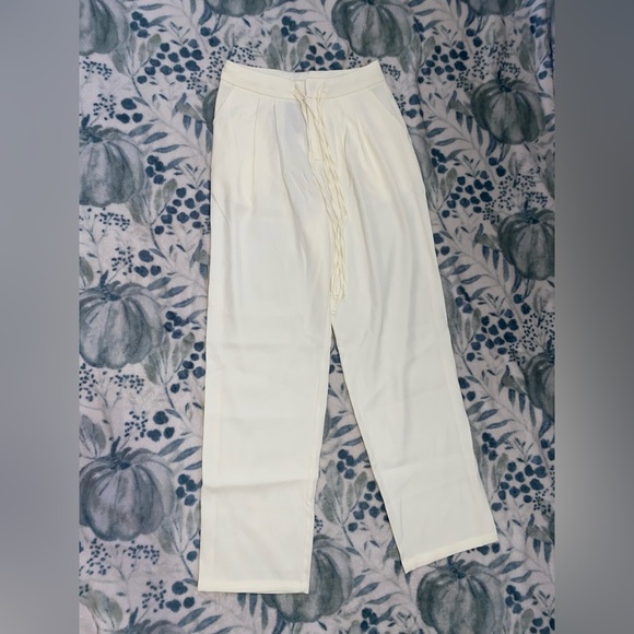 HALARA Cream Wide Leg Pants - Picture 3 of 14